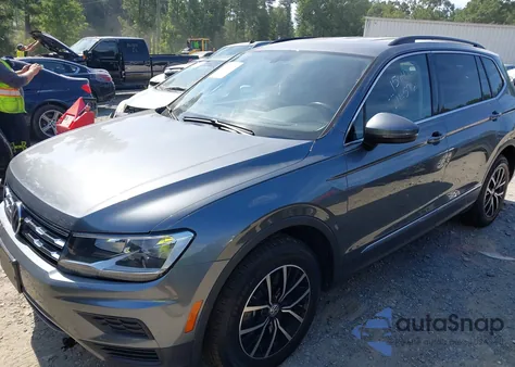 2021 Volkswagen Tiguan 2.0T Se/2.0T Se R-Line Black/2.0T Sel из США, поврежденный, VIN 3VV2B7AX7MM101564